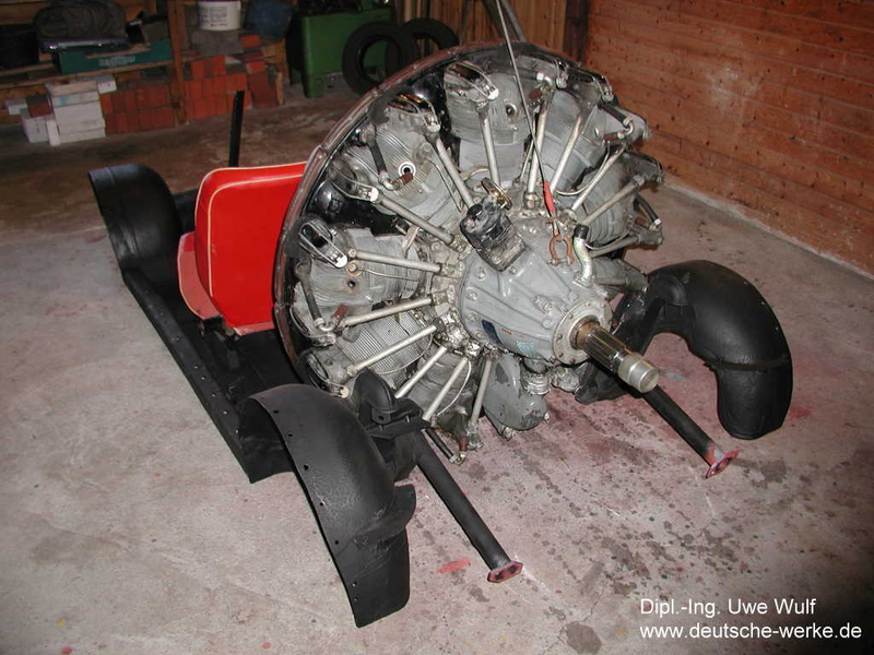 Illustration for article titled Awesome, Defined: The 10-Liter, Radial-Engined Goggomobil